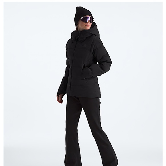 The North Face Women's Ski Cirque Down Jacket - Picture 2 of 9